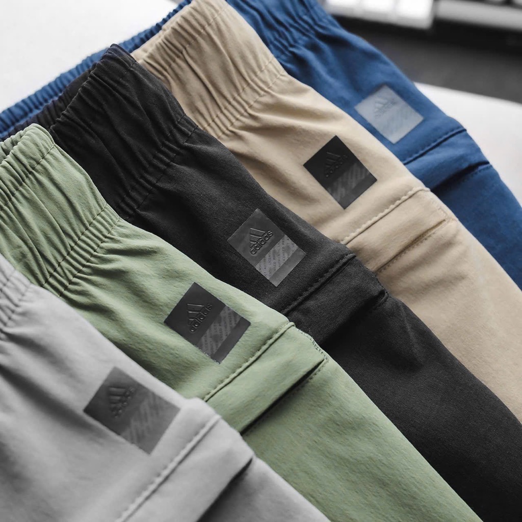 Quần shorts Adidas Nam Đen vải dù