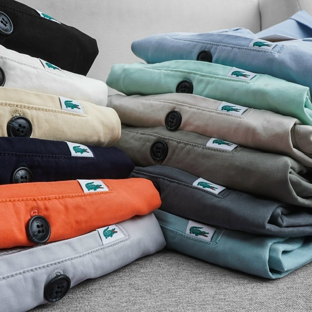 Quần short kaki Lacoste