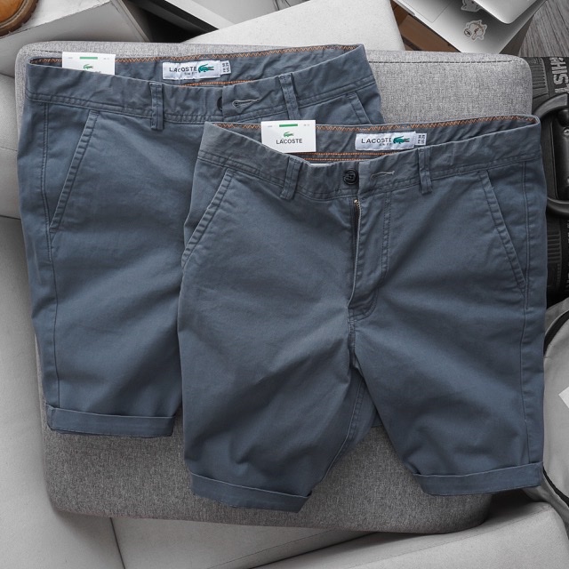 Quần short kaki Lacoste