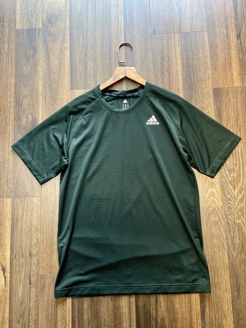 Áo thể thao sale 50% áo thứ 2, tất cả các mẫu