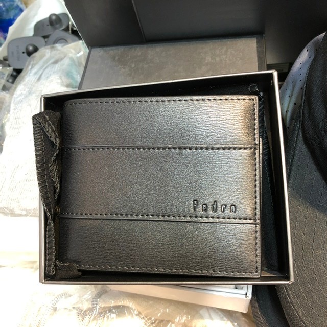 Ví pedro