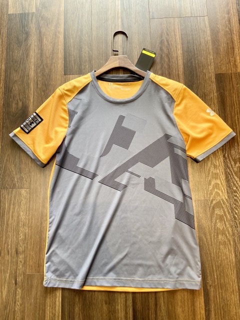 Áo thể thao sale 50% áo thứ 2, tất cả các mẫu