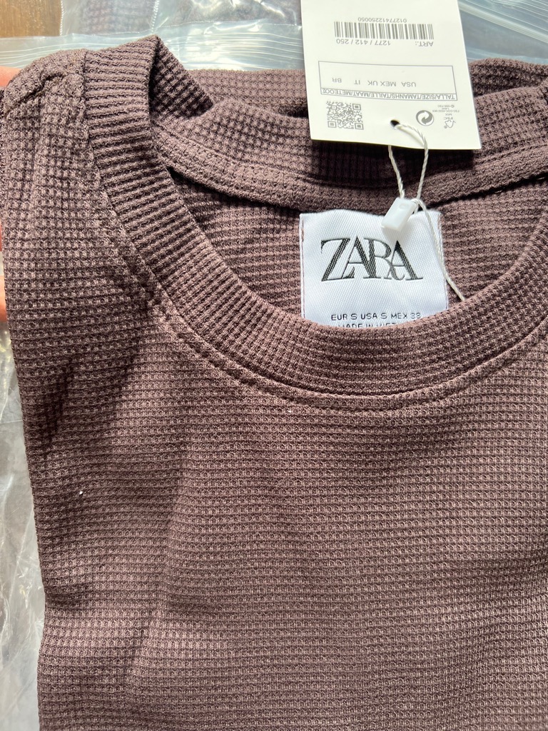 Áo thun Zara Nam vải waffle tổ ong