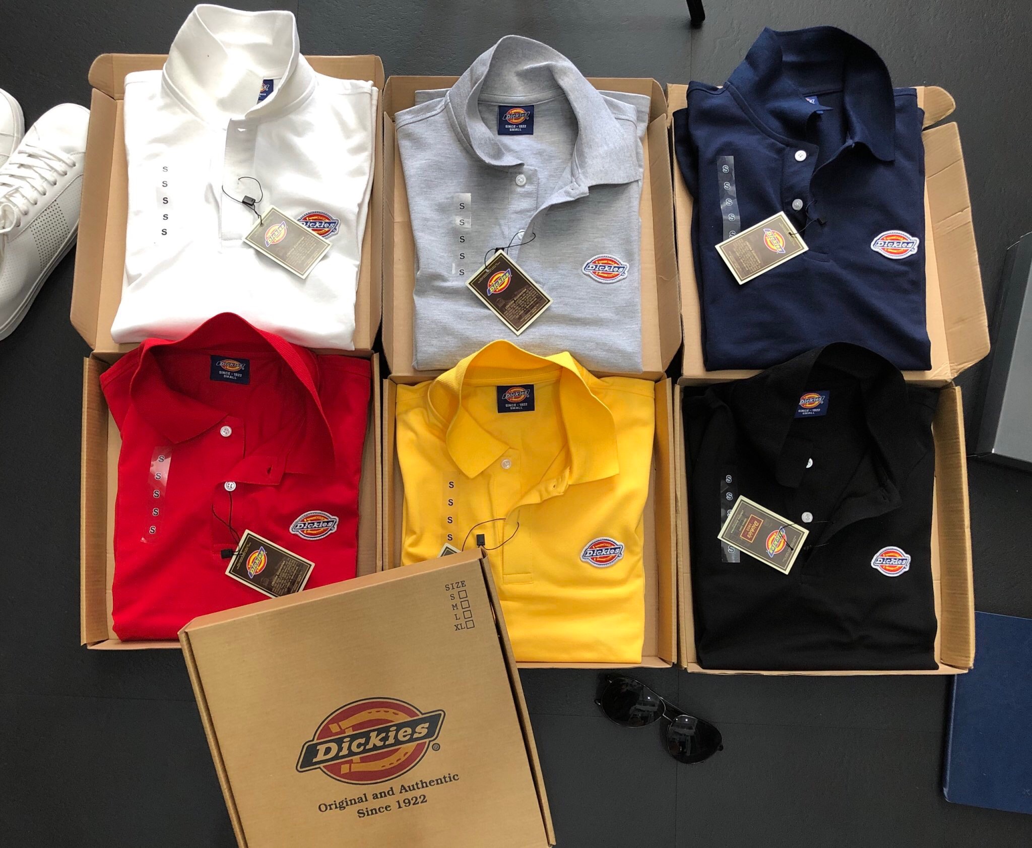 Shop quần áo thời trang Nam hàng hiệu luôn cập nhật mẫu mới 2021