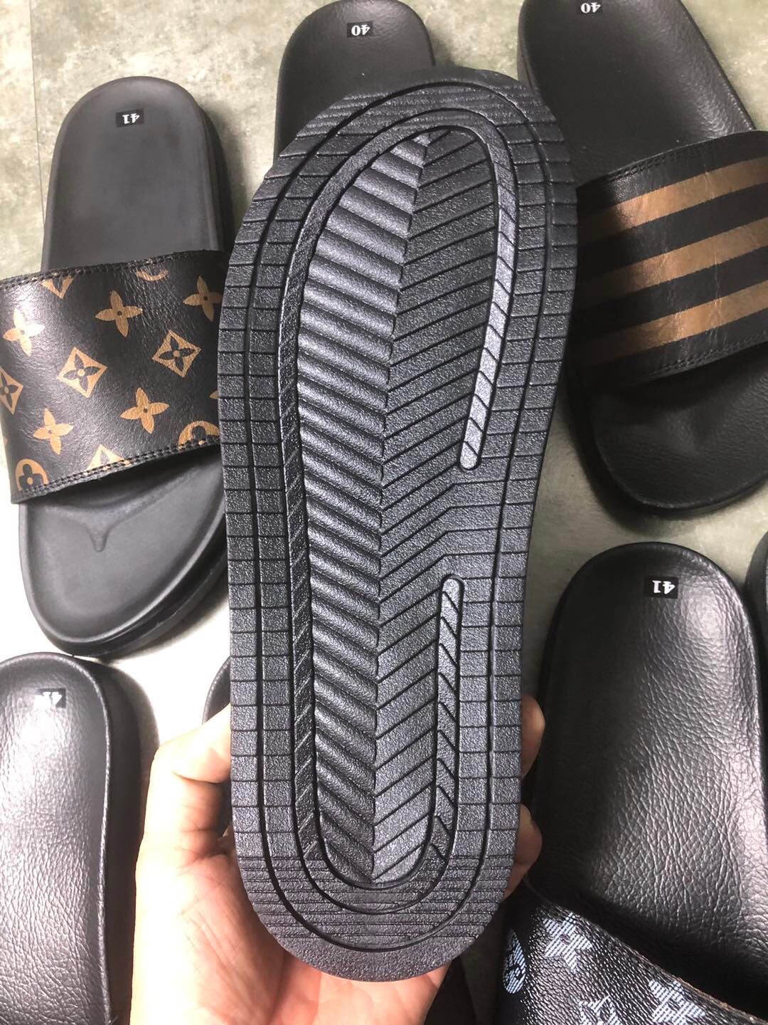 Dép quai ngang đế đúc siêu nhẹ