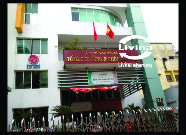 Chữ Nổi bằng đồng gắn lên đá