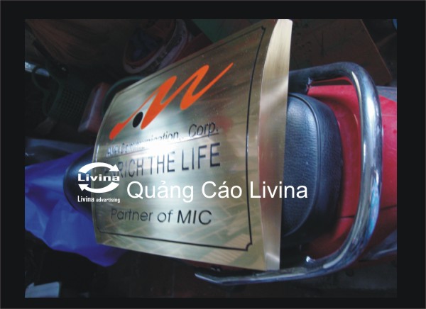 Biển đồng mẫu Rich the life