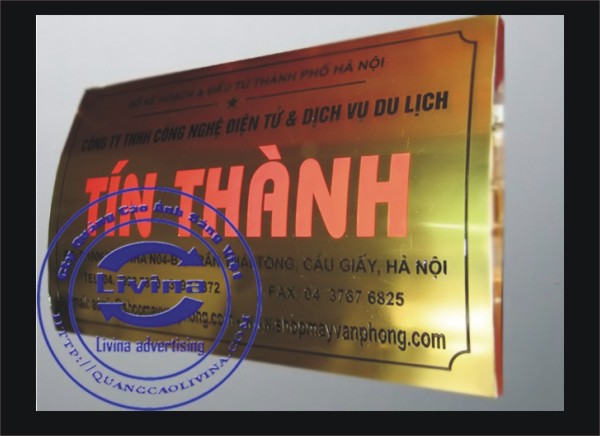 Biển đồng công ty Tính Thành