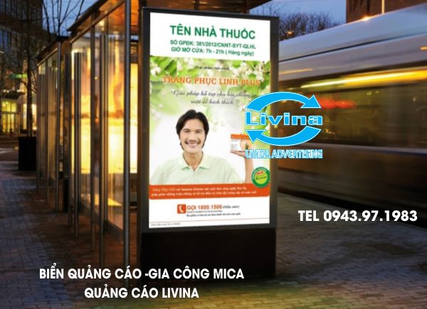 Poster cuộn hộp đèn