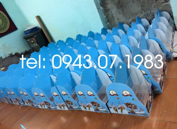 Kệ Mica Tờ rơi A4-Vincom