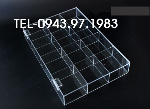 Hộp mica để thẻ xe