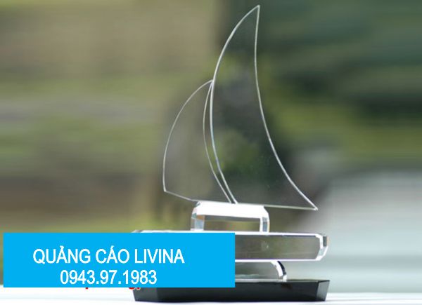 Kỷ Niệm Chương Cánh Buồm