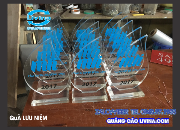 Quà Lưu niệm Mica trong
