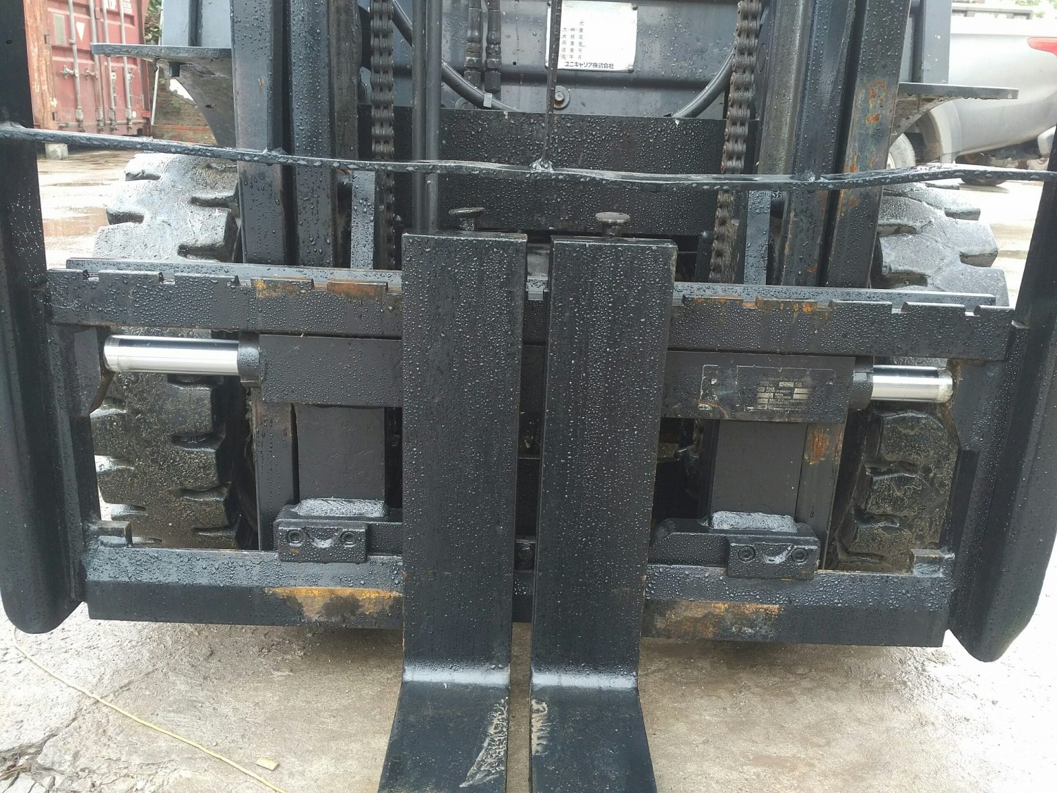 xe nâng hàng bãi lắp kẹp