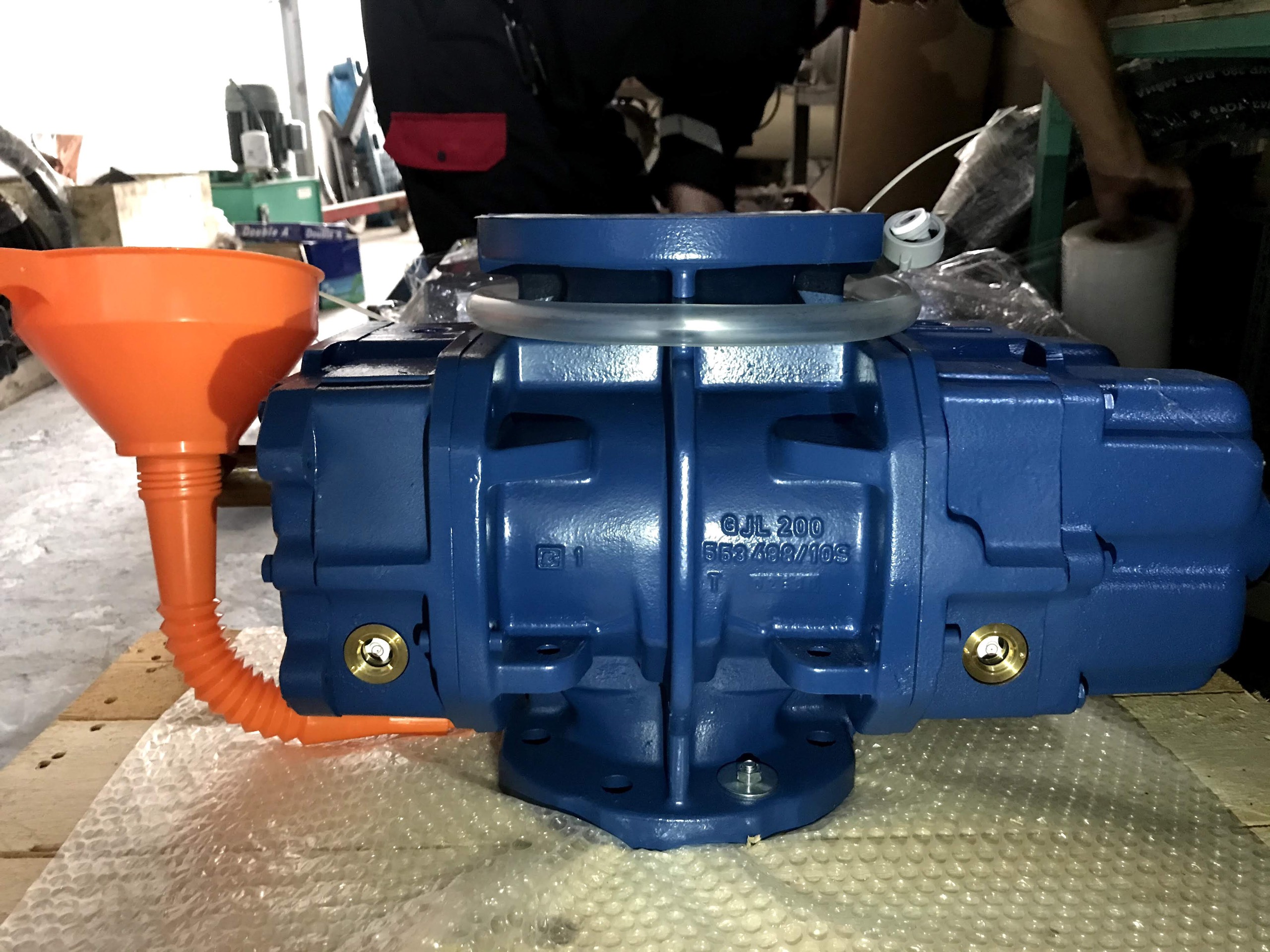 MÁY THỔI KHÍ - ROOT BLOWER GM4S