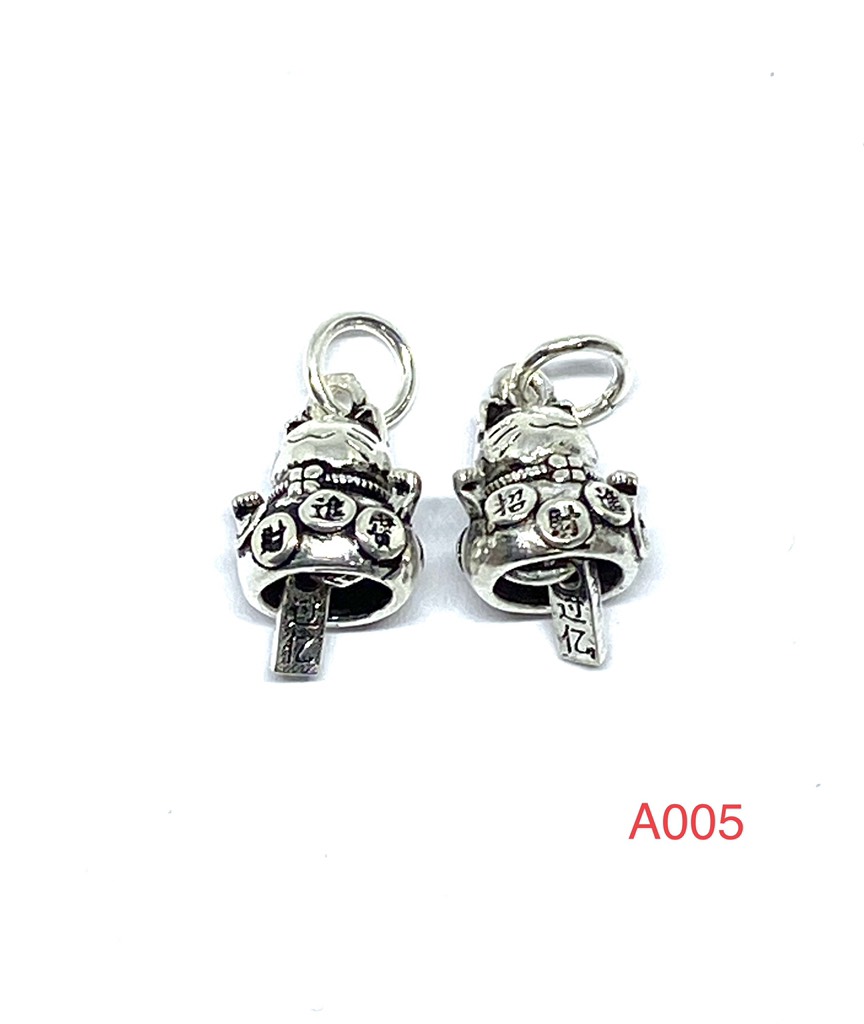 Ảnh minh họa charm bạc s925 mèo thần tài