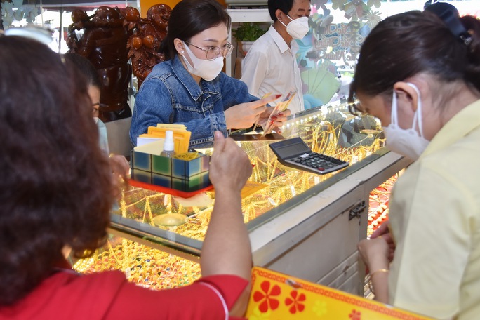 vòng tay vàng 18k 