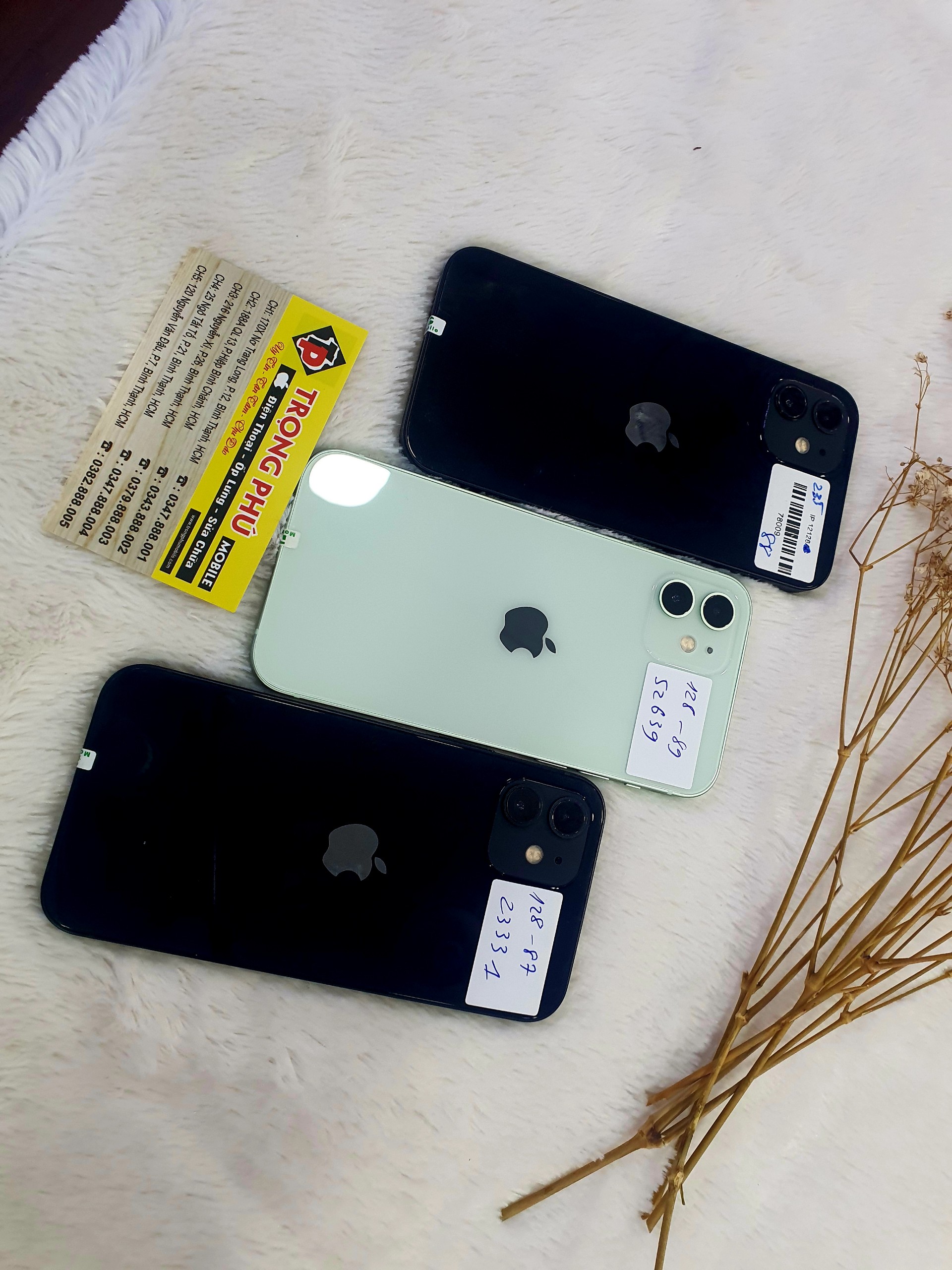 Review Iphone 12mini, 13mini nhỏ gọn đag hot giá hơn 5tr