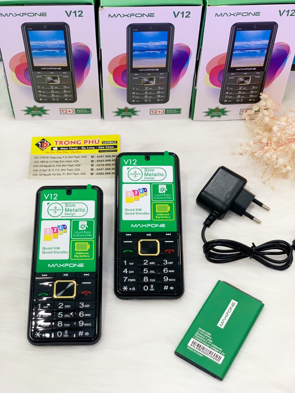 Điện thoại Maxfone V12 4 sim