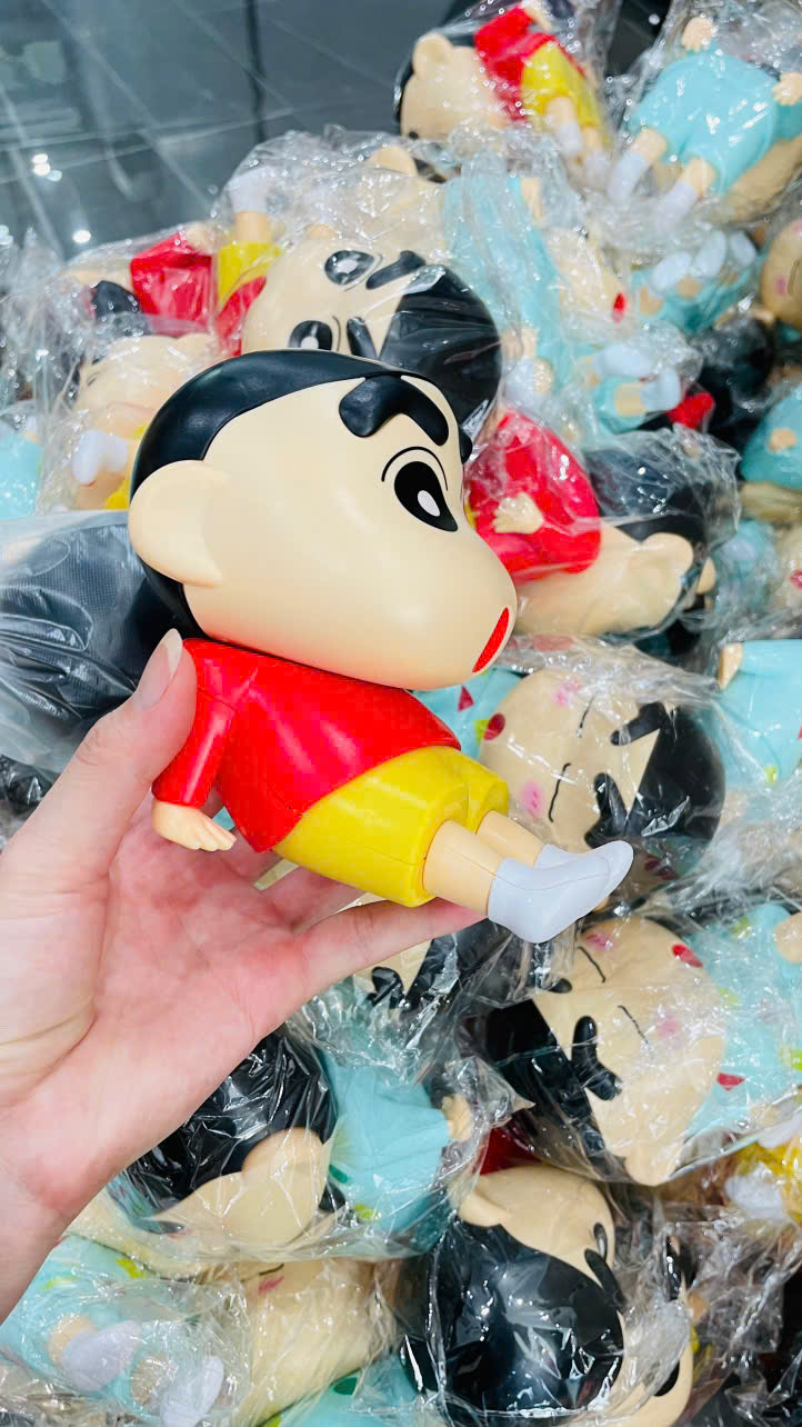 Kệ điện thoại cậu bé Shin-chan