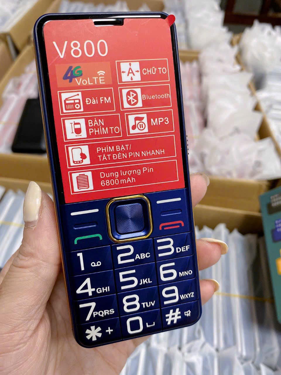 Điện thoại bàn phím Viettell V800