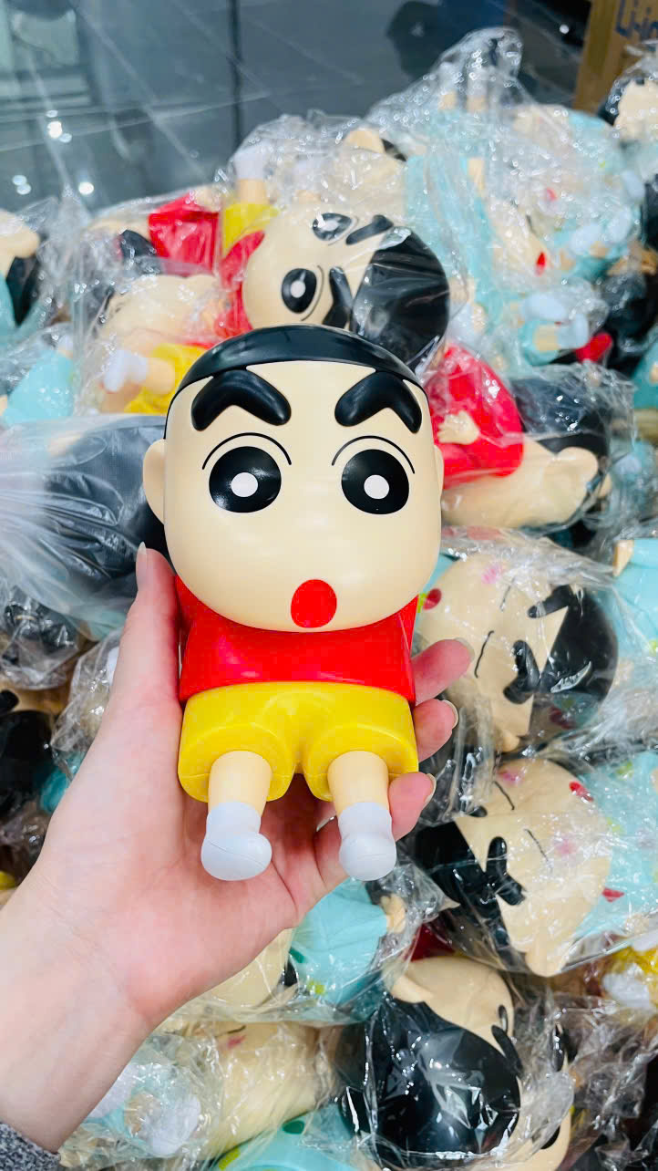 Kệ điện thoại cậu bé Shin-chan