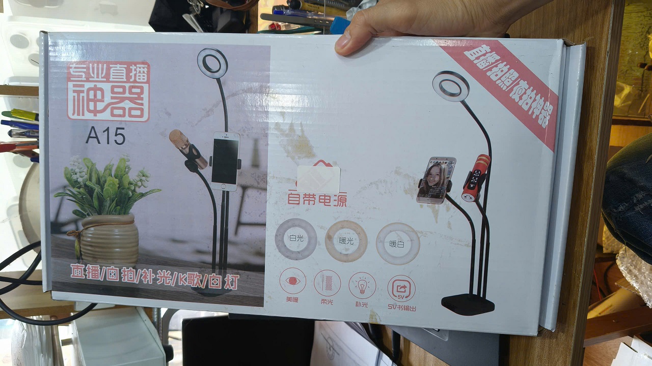 Gậy chân kẹp, Bộ chân livestream A15 3 trong 1 điện thoại, micro, đèn