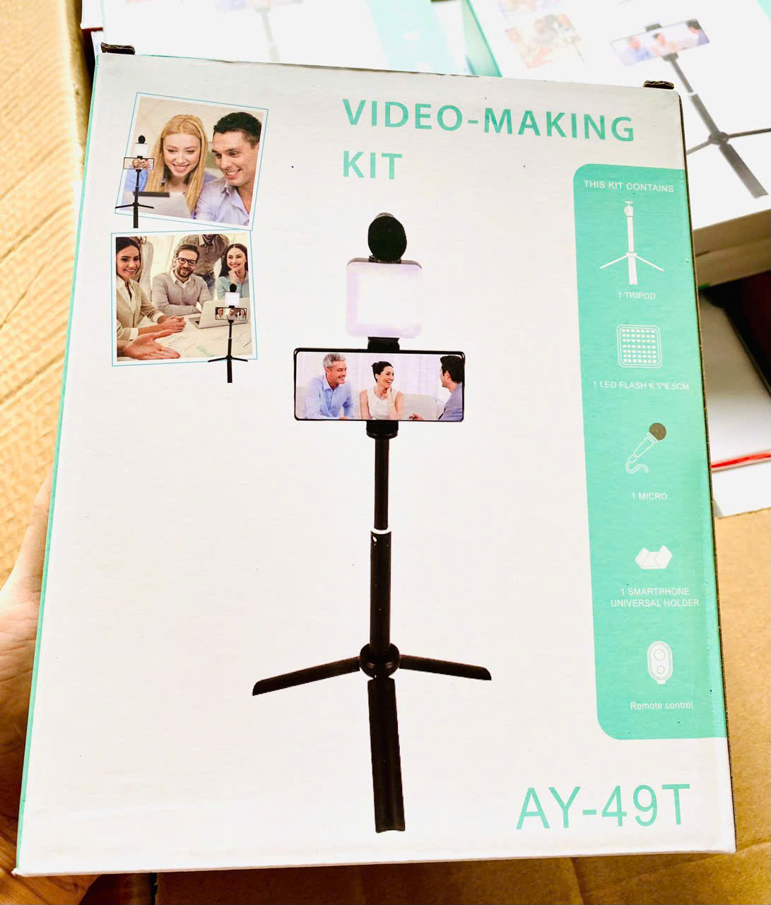 Gậy chân kẹp, Bộ chân livestream 4in1 AY-49T, đèn led+mic+dây nối mic 3,.5+kẹp đt+đế 3 chân