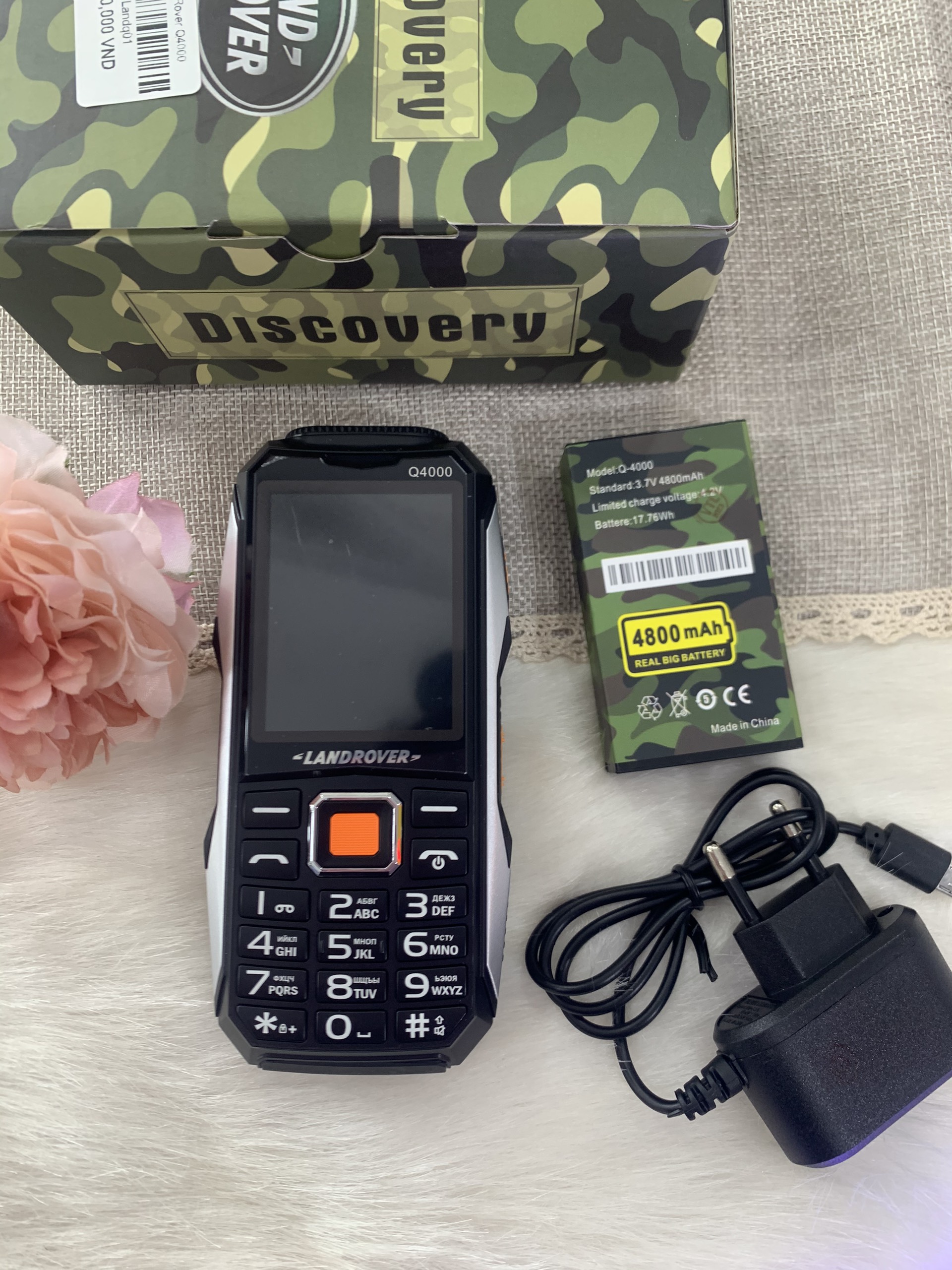 Điện thoại LandRover Q4000 pin trâu Bao cắt sóng 4G