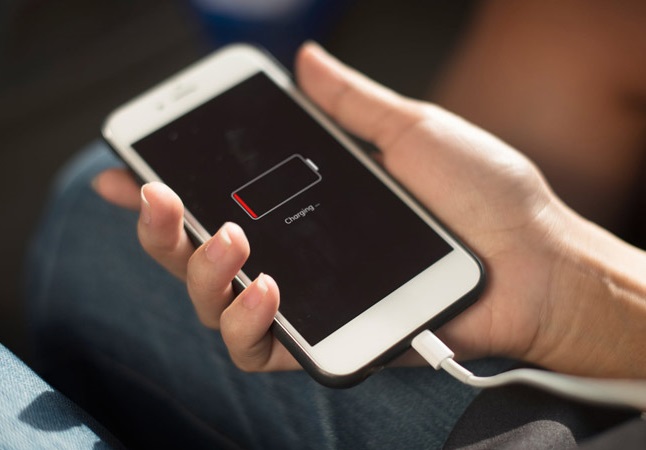 Sửa mất nguồn, chạm main, thay ic IPhone Xs