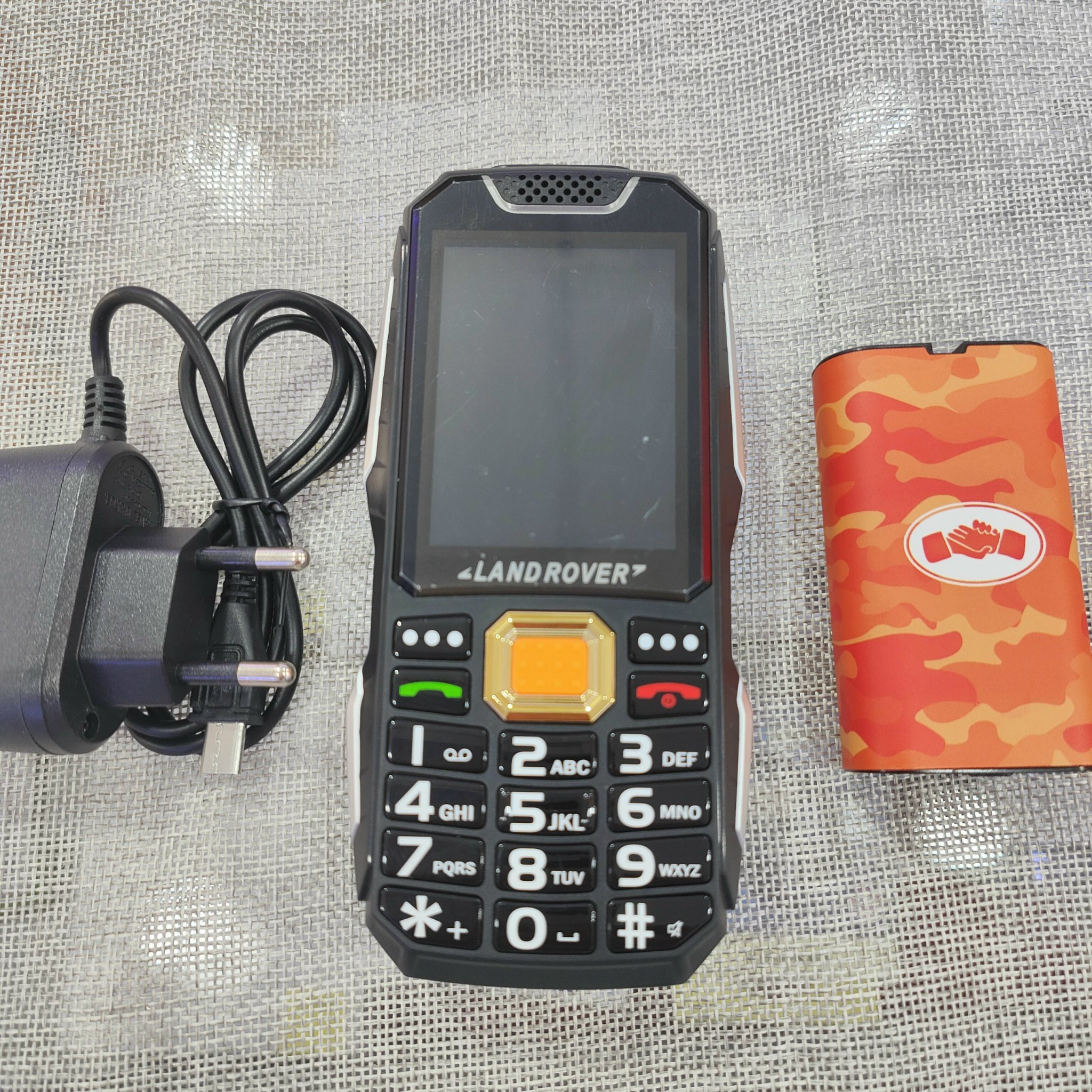 Điện thoại Lanrover W2019 Pin trâu 13800mah