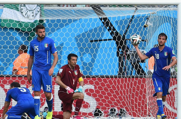 italy-0-1-uruguay