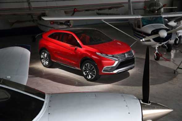 xuat-hien-mau-xe-hybrid-outlander-sport-based-evo-successor