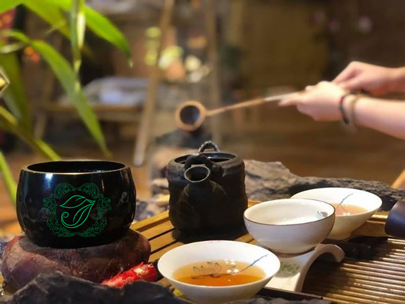 Trà Thái Nguyên có cần tráng? Những lý do cần đánh thức trà khi pha