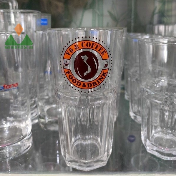 Ly thủy tinh cafe in logo