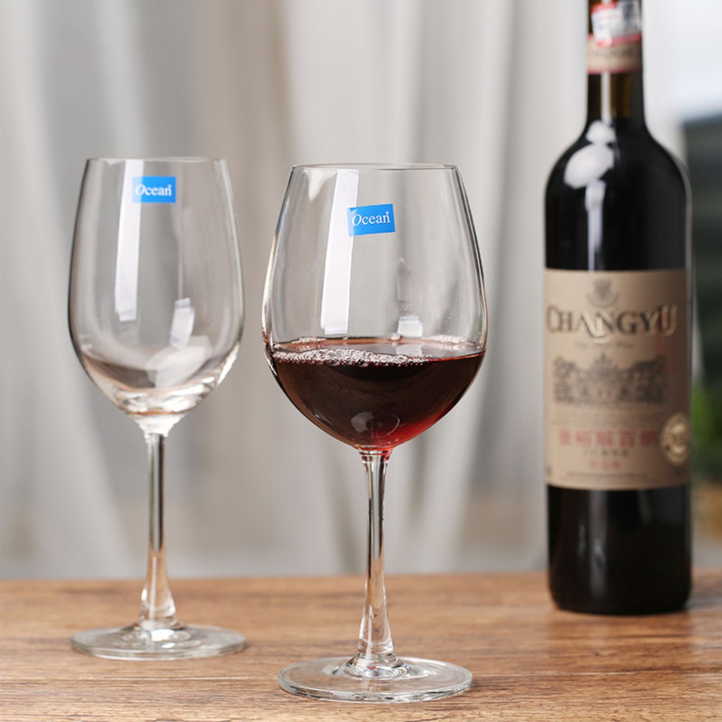 Ly rượu Bordeaux
