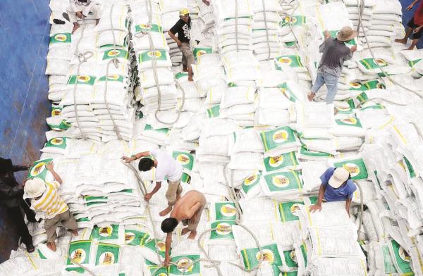 Xuất khẩu gạo: Thành công vượt kỳ vọng
