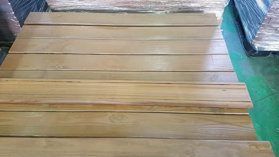 Thương nhân người Hàn Quốc cần mua gỗ keo tràm bông vàng xẻ