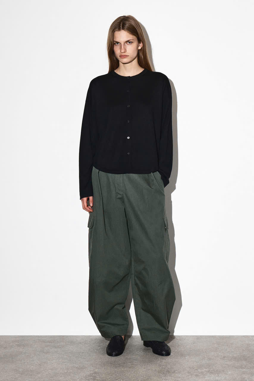 Quần khaki COS