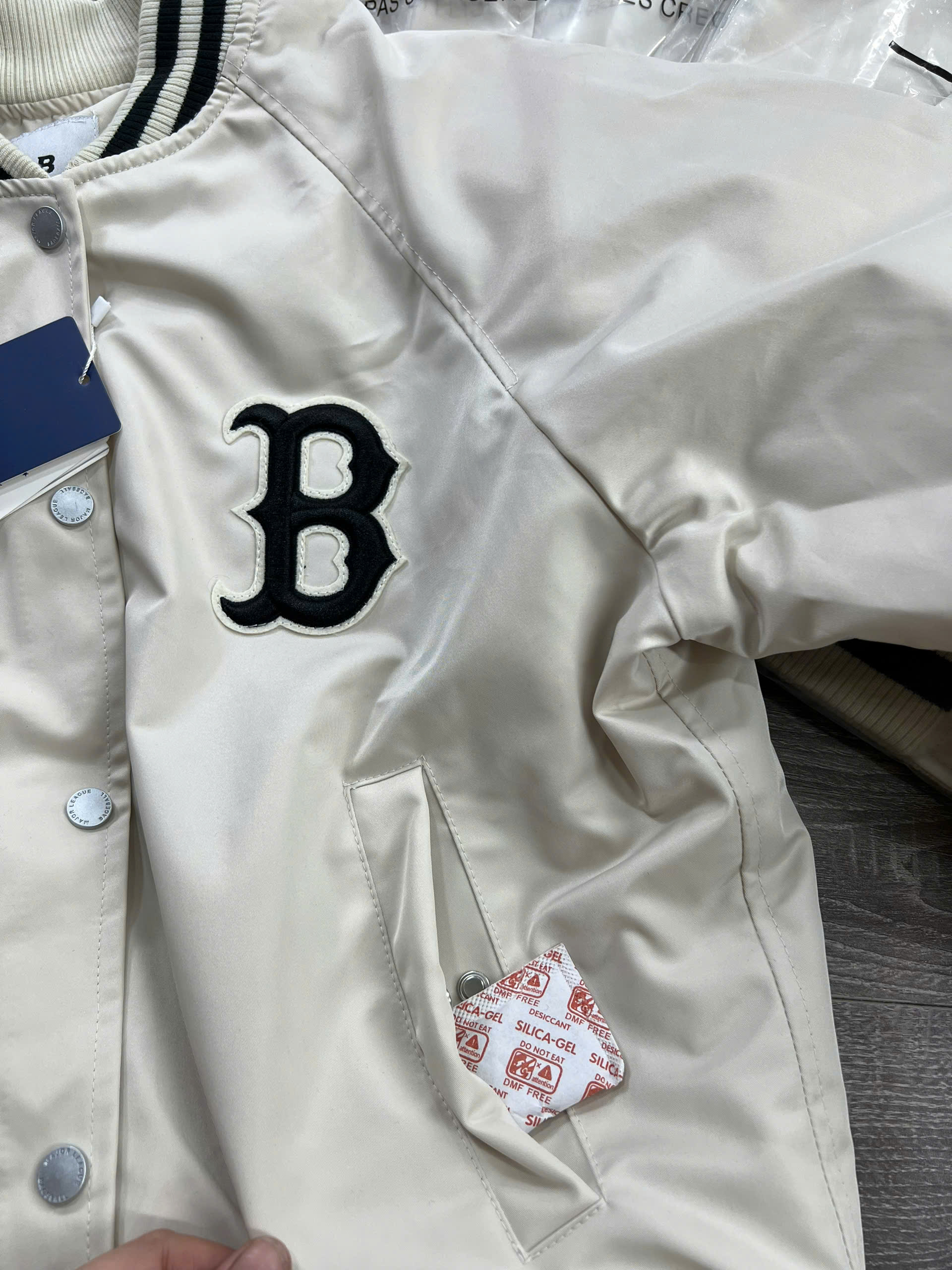 Bomber MLB 2 màu