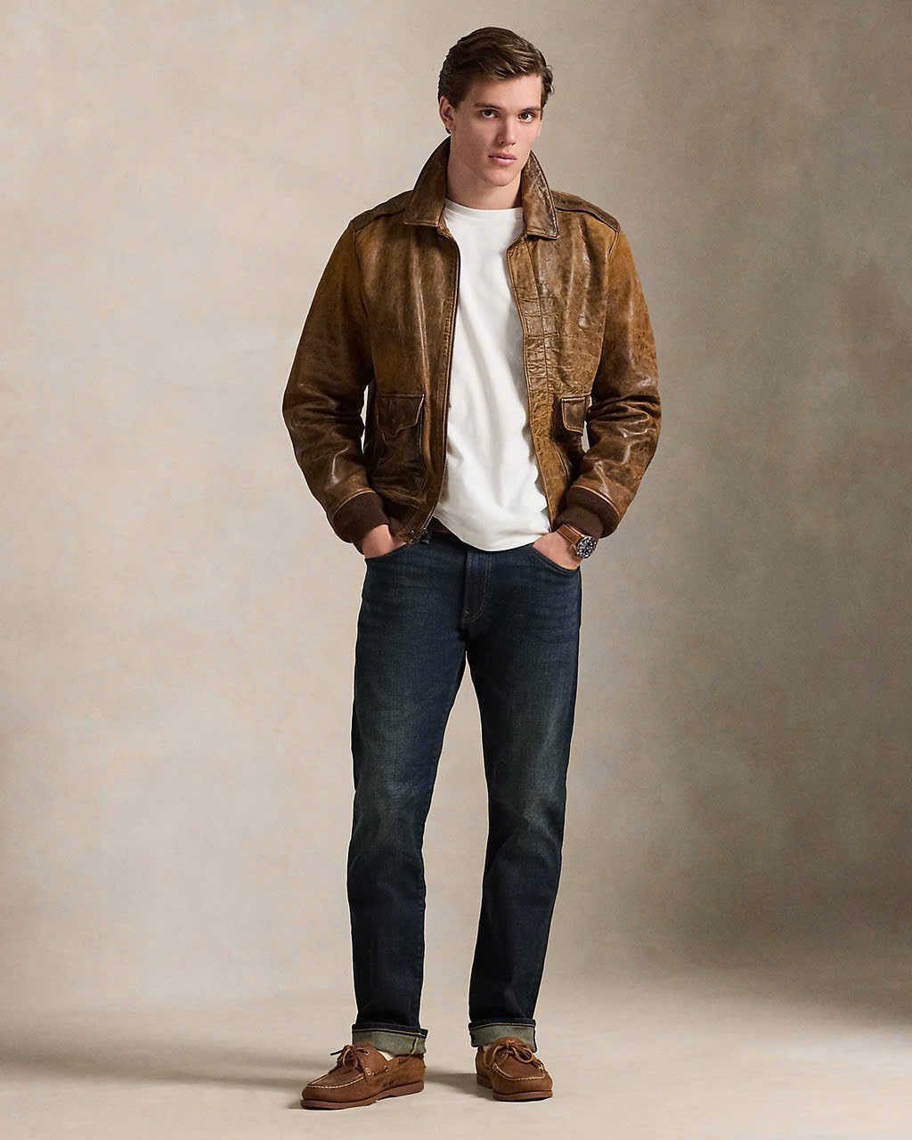 Áo thun cổ tròn dáng rộng thoải mái bằng vải jersey