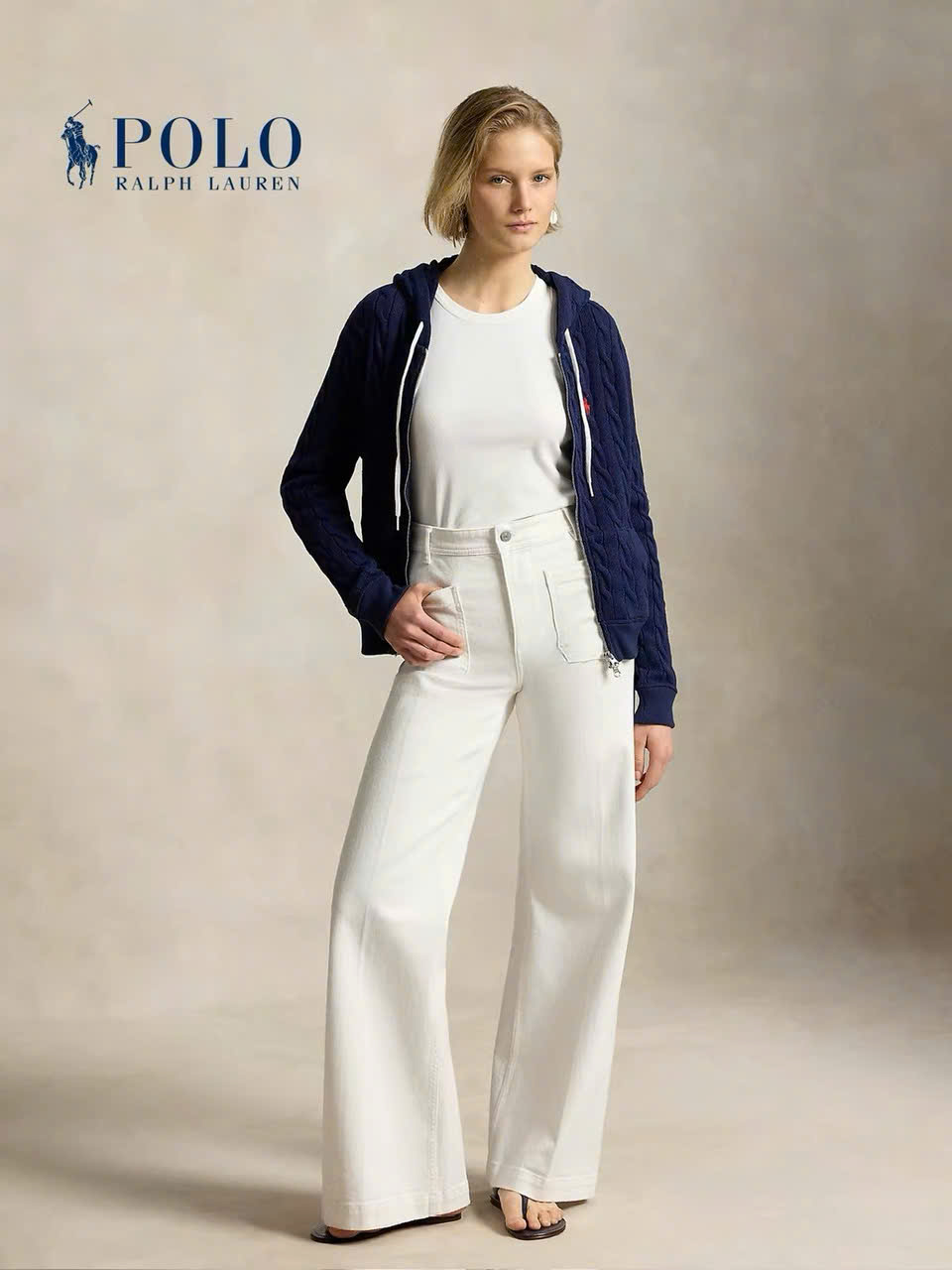 Quần denim trắng ống vẩy