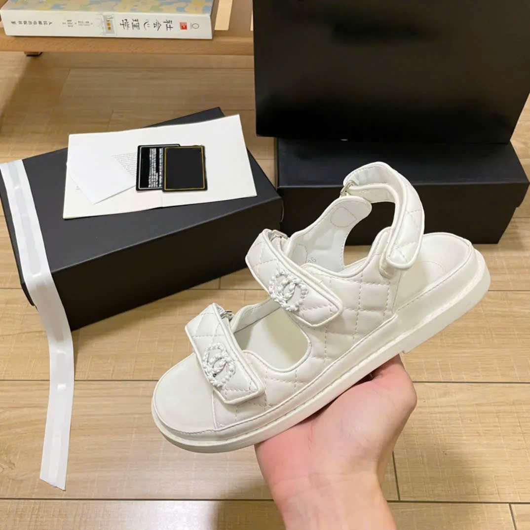 Sandal Chanel Caviar