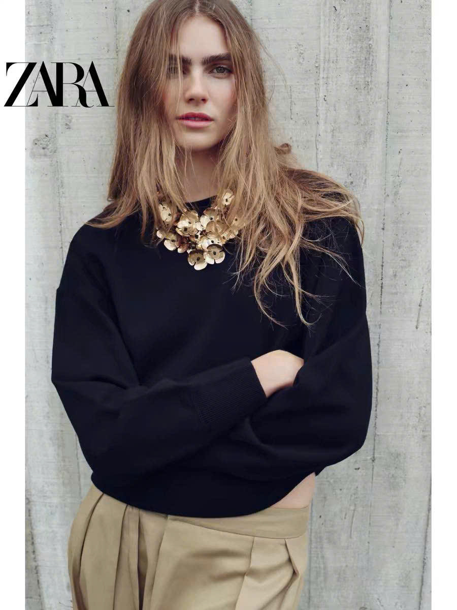 Áo sweatshirt Zara đen dài tay
