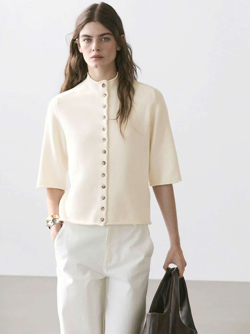 ÁO CARDIGAN ĐAN VỚI TAY ÁO DÀI KHUỶU TAY