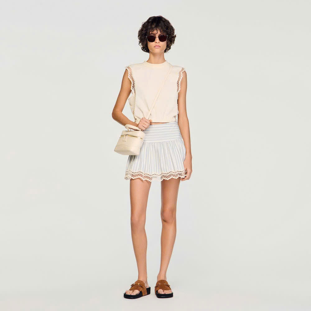 ÁO THUN COTTON LỬNG VỚI REN.