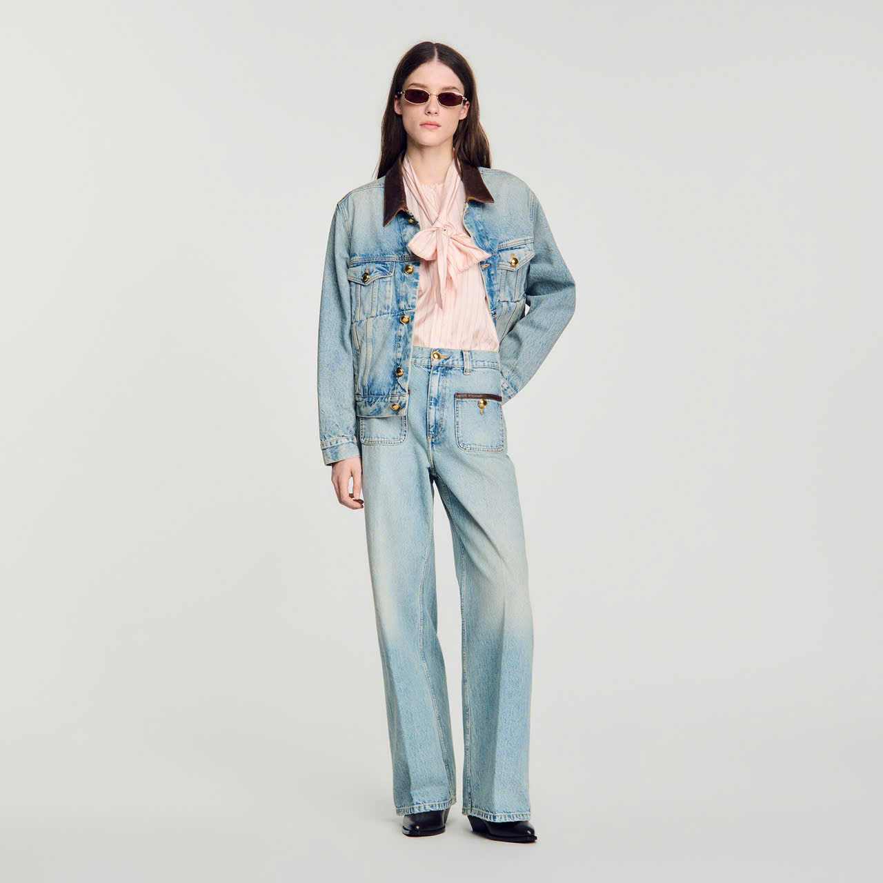 QUẦN JEANS SANDRO ỐNG ĐỨNG CÓ CHI TIẾT DA