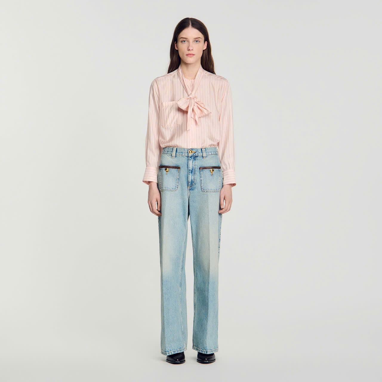 QUẦN JEANS SANDRO ỐNG ĐỨNG CÓ CHI TIẾT DA