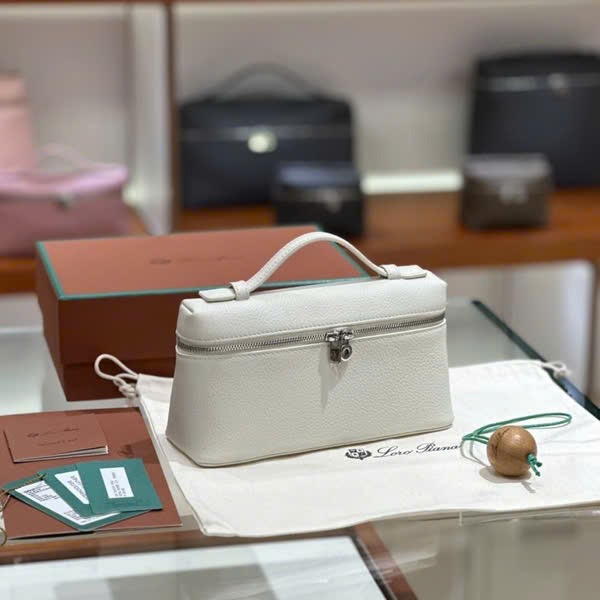 Loro Piana Extra Pocket L19