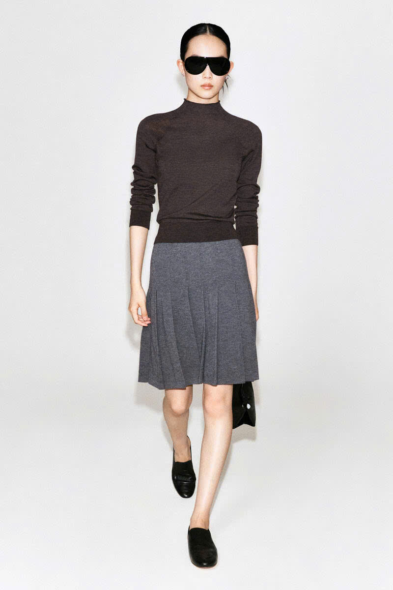 CHÂN VÁY MIDI COS XẾP LY BẰNG LEN MERINO